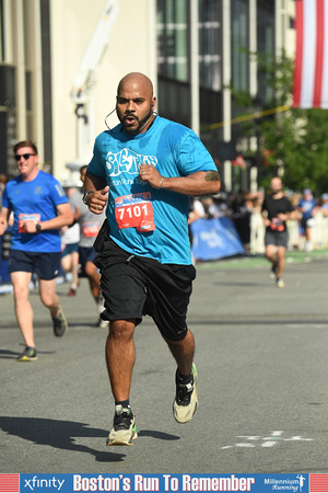 Boston's Run To Remember-40545