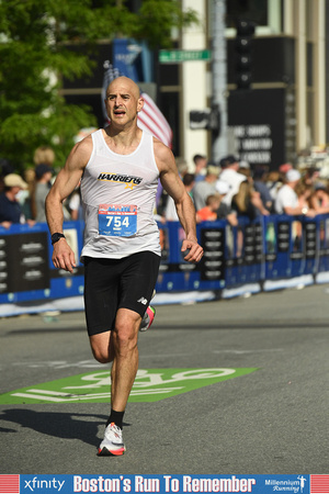 Boston's Run To Remember-40264