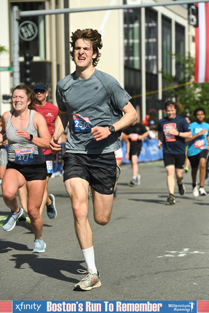Boston's Run To Remember-42493