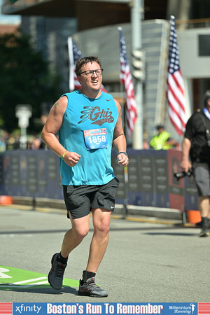 Boston's Run To Remember-27300