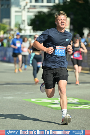 Boston's Run To Remember-24022