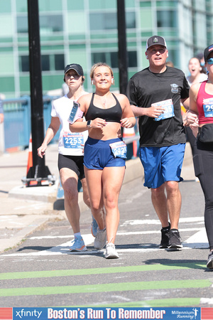 Boston's Run To Remember-54102