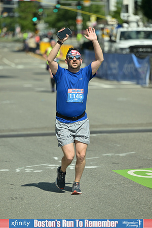 Boston's Run To Remember-27438