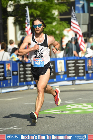 Boston's Run To Remember-40172