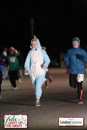 2019 Yule Light Up The Night_Finish10825