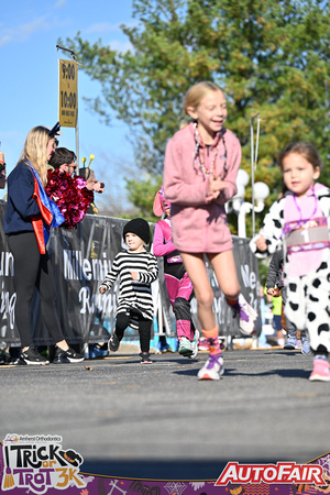 Trick or Trot 3K-40012